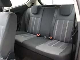Ford Fiesta (2009) thumbnail 5
