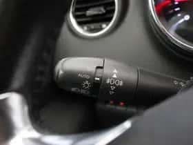Peugeot 5008 (2015) thumbnail 23