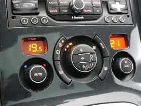 Peugeot 5008 (2015) thumbnail 28