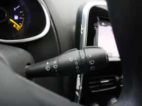 Renault Clio (2015) thumbnail 20