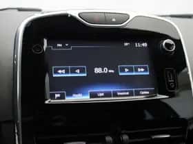 Renault Clio (2015) thumbnail 22