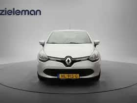 Renault Clio (2015) thumbnail 9