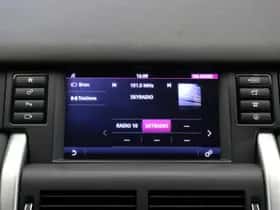 Land Rover Discovery Sport (2017) thumbnail 23