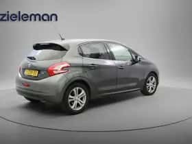 Peugeot 208 (2014) thumbnail 15