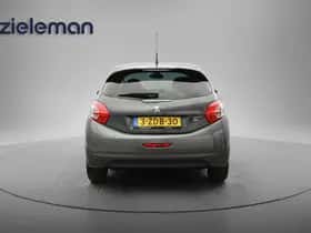 Peugeot 208 (2014) thumbnail 16