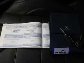 Peugeot 208 (2014) thumbnail 5