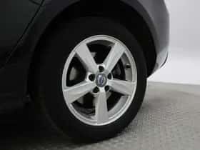 Volvo V40 (2015) thumbnail 29