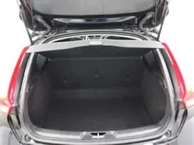 Volvo V40 (2015) thumbnail 8