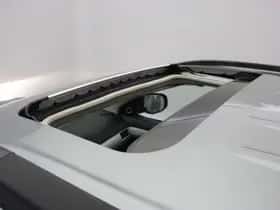 Mitsubishi Outlander (2013) thumbnail 2