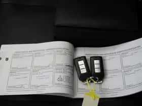 Mitsubishi Outlander (2013) thumbnail 5
