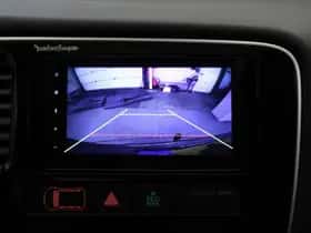 Mitsubishi Outlander (2013) thumbnail 8