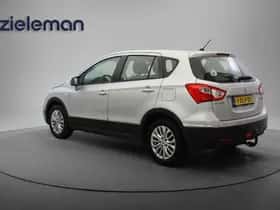 Suzuki SX4 S-Cross (2014) thumbnail 2