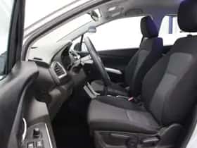 Suzuki SX4 S-Cross (2014) thumbnail 6