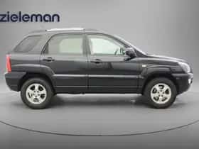 Kia Sportage (2009) thumbnail 14