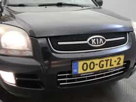 Kia Sportage (2009) thumbnail 25