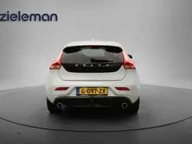 Volvo V40 (2020) thumbnail 16