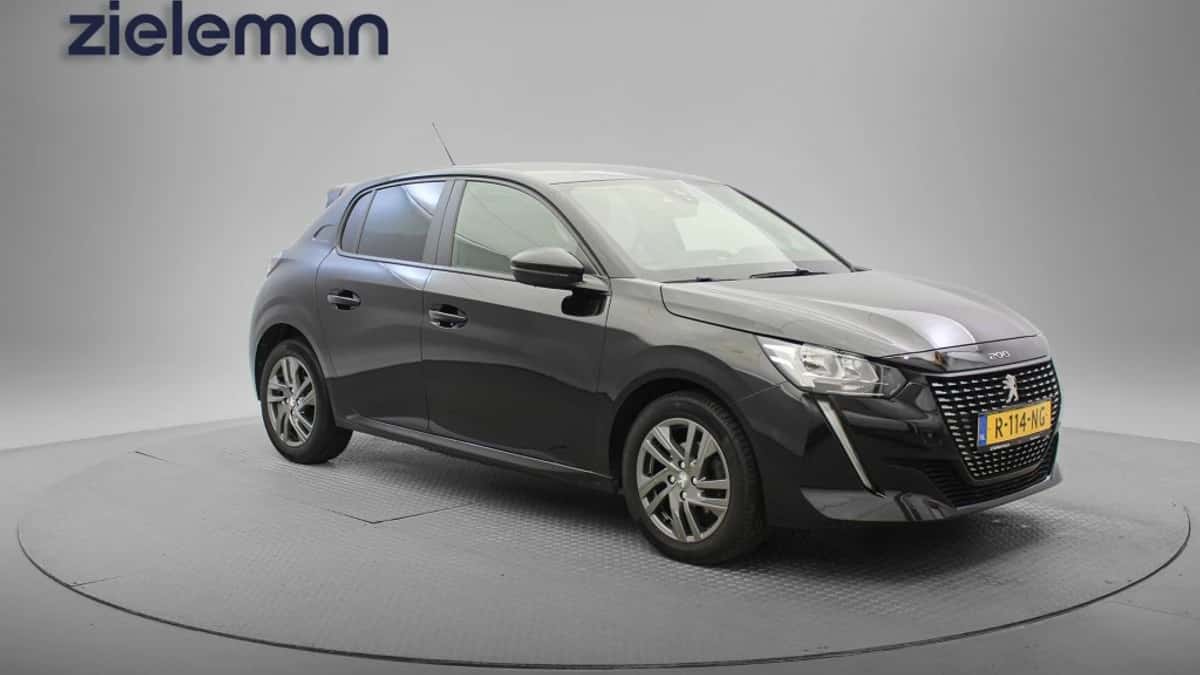 Peugeot 208 (2022) — foto 1