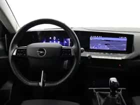 Opel Astra (2023) thumbnail 3