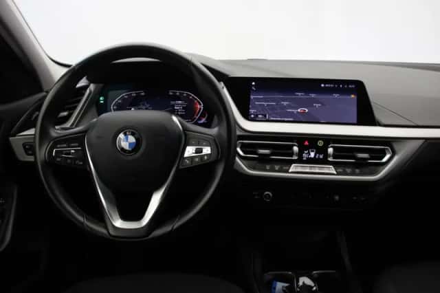 BMW 1-Serie (2021) thumbnail 3