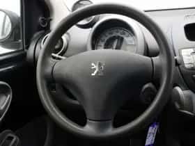 Peugeot 107 (2010) thumbnail 14