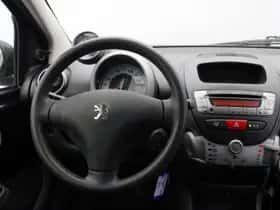 Peugeot 107 (2010) thumbnail 3