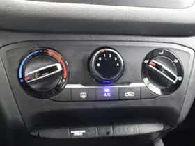 Hyundai i20 (2017) thumbnail 23