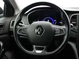 Renault Mégane (2018) thumbnail 17