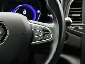 Renault Mégane (2018) thumbnail 19