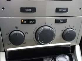 Opel Astra (2007) thumbnail 22