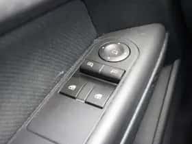 Opel Astra (2007) thumbnail 23