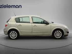 Opel Astra (2007) thumbnail 9