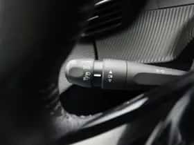 Peugeot 208 (2022) thumbnail 23