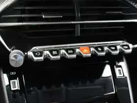 Peugeot 208 (2022) thumbnail 29
