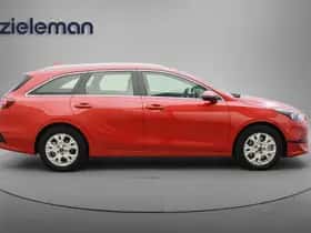 Kia Ceed (2023) thumbnail 14