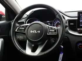 Kia Ceed (2023) thumbnail 19