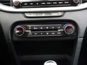 Kia Ceed (2023) thumbnail 24