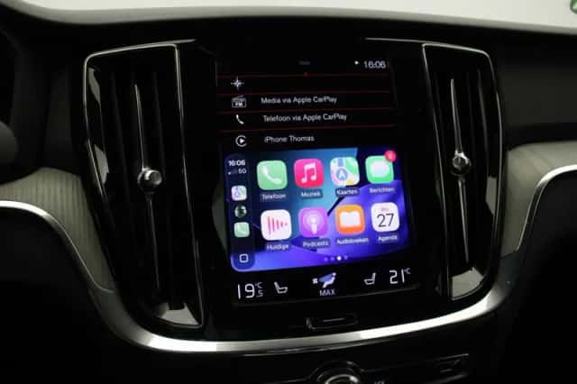 Volvo S60 (2022) thumbnail 5
