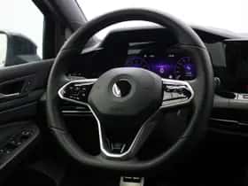 Volkswagen Golf (2021) thumbnail 18