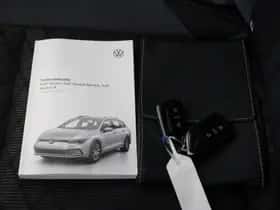 Volkswagen Golf (2021) thumbnail 26