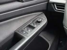 Volkswagen Golf (2021) thumbnail 27