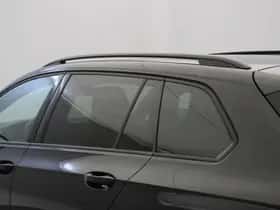 Volkswagen Golf (2021) thumbnail 32