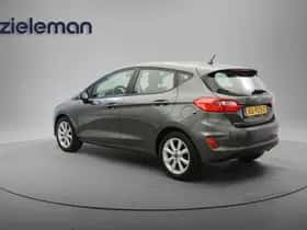 Ford Fiesta (2018) thumbnail 2