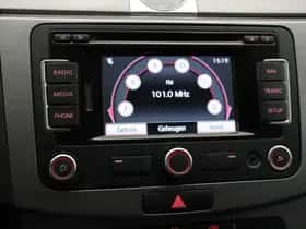 Volkswagen Passat (2012) thumbnail 22