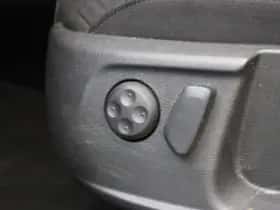 Volkswagen Passat (2012) thumbnail 6