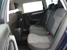 Volkswagen Passat (2012) thumbnail 7