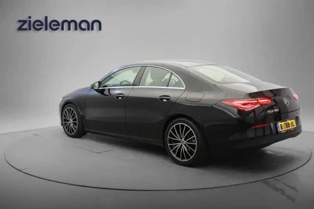 Mercedes-Benz CLA-Klasse (2021) thumbnail 2