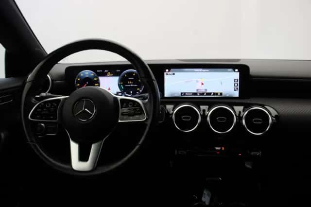 Mercedes-Benz CLA-Klasse (2021) thumbnail 3