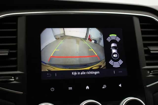 Renault Mégane (2021) thumbnail 6