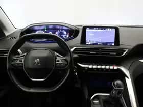 Peugeot 5008 (2019) thumbnail 3