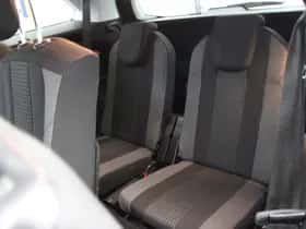 Peugeot 5008 (2019) thumbnail 7